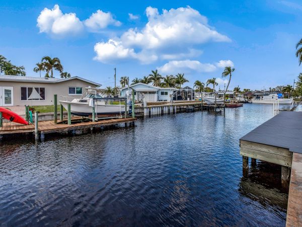 Fort Myers Home 1009846