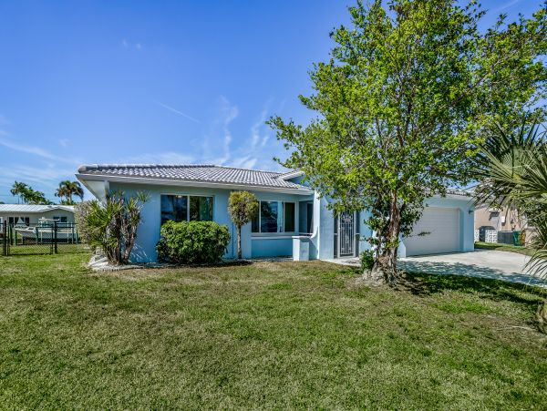 Fort Myers Home 1009846