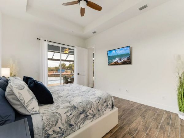 Cape Coral Luxury Vacation Home Rental with Private Pool