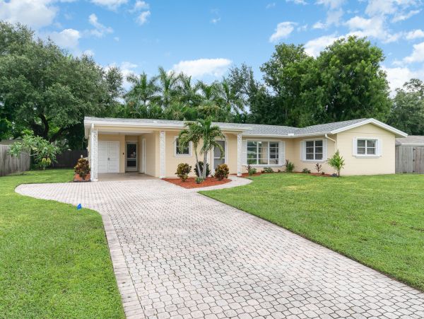 Fort Myers Home 1009849