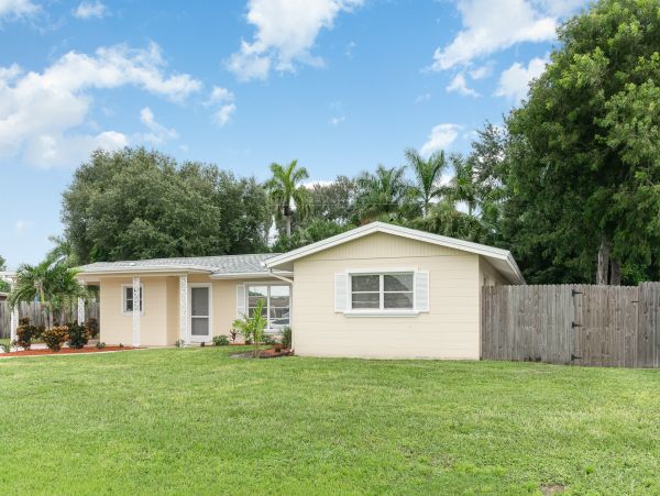 Fort Myers Home 1009849