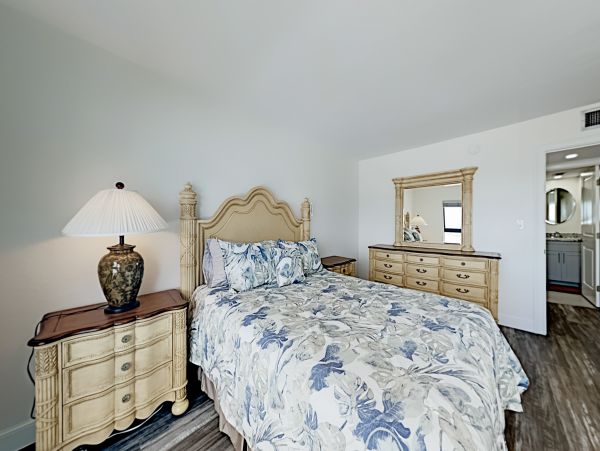 Fort Myers Home 1009851