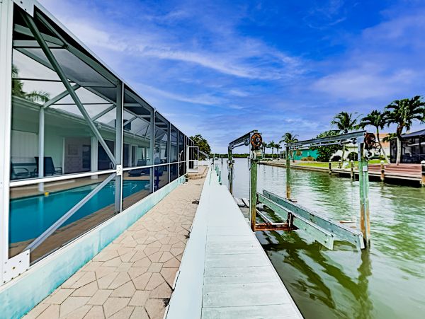 Fort Myers Home 1009853