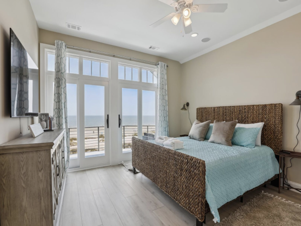 Oceanfront Hilton Head Vacation Pool Home Seven Bedroom