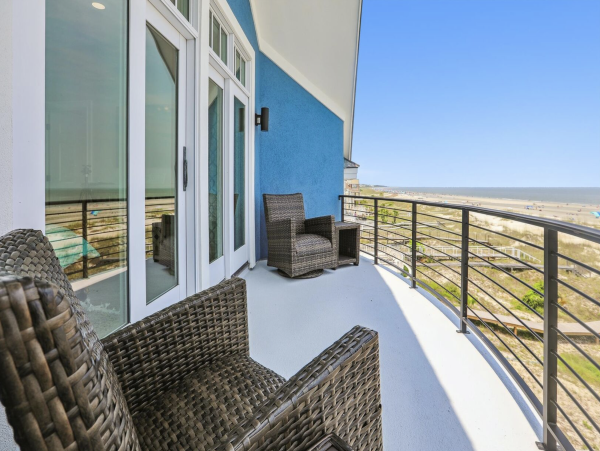 Oceanfront Hilton Head Vacation Pool Home Seven Bedroom