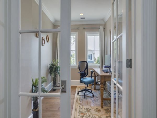 Hilton Head Vacation Pool Home - Short Walk to Beach