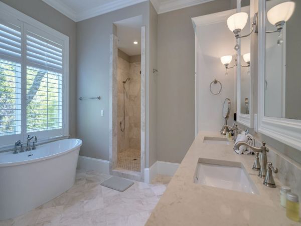 Hilton Head Vacation Pool Home - Short Walk to Beach