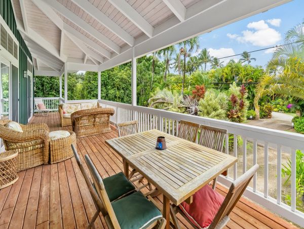 Kilauea Vacation Home Walk to Beach 3 Bedrooms Sleeps 6