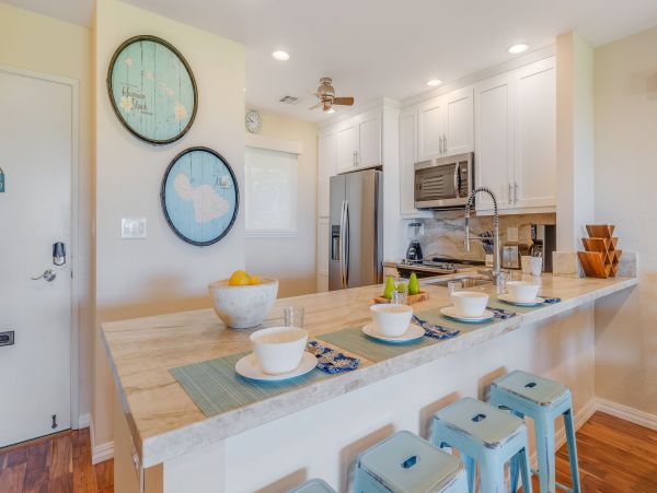 Ocean Views Kaanapali Vacation Condo Two Bedrooms Sleeps 6
