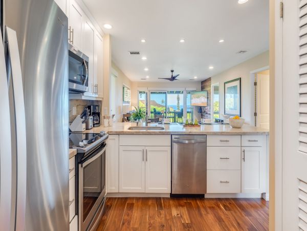 Ocean Views Kaanapali Vacation Condo Two Bedrooms Sleeps 6