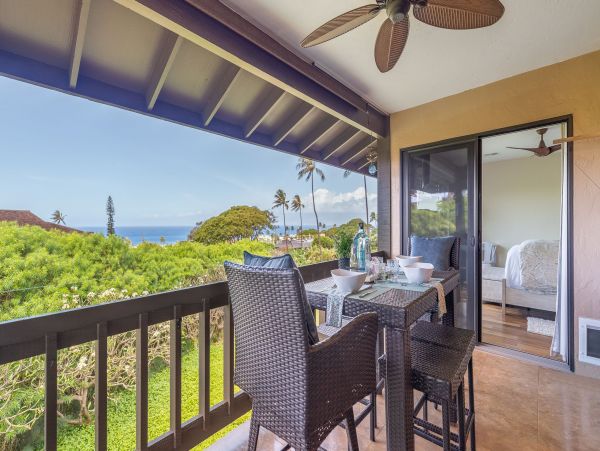 Ocean Views Kaanapali Vacation Condo Two Bedrooms Sleeps 6