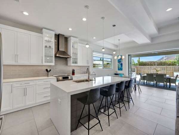 Naples Vacation Pool Home 4 Bedrooms Sleeps 9 Walk To Beach