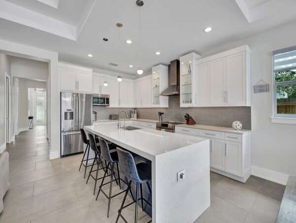 Naples Vacation Pool Home 4 Bedrooms Sleeps 9 Walk To Beach