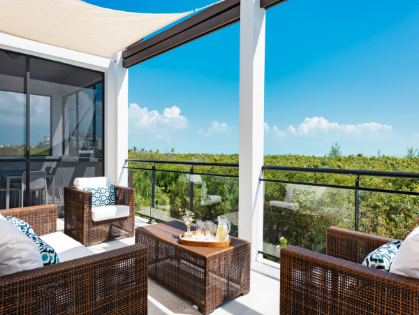 Luxury Villa with Private Pool in Long Bay Beach
