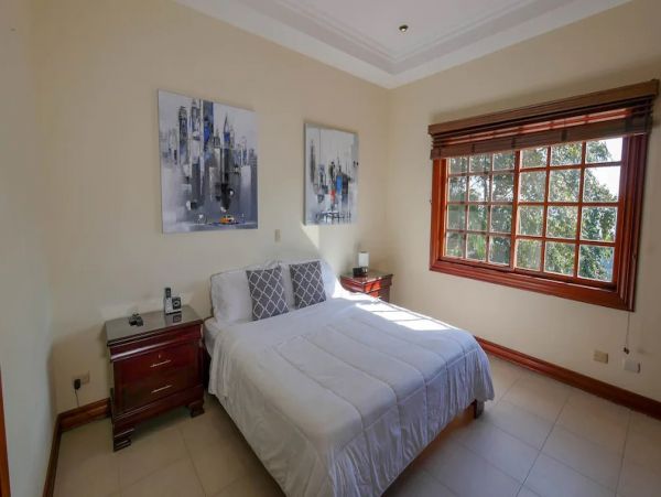 Costa Rica Six Bedroom Vacation Villa with Pool & Hot Tub