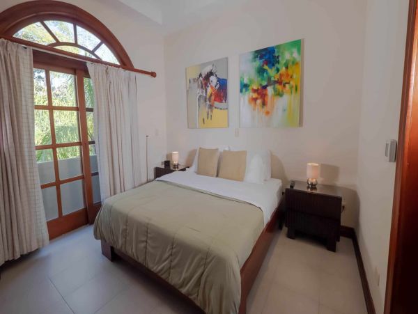 Costa Rica Six Bedroom Vacation Villa with Pool & Hot Tub