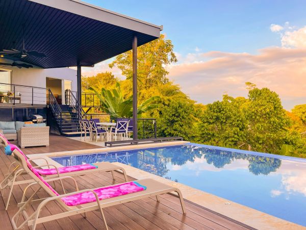 Spacious 5 Bedroom Villa in Manuel Antonio