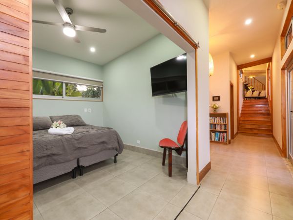 Spacious 5 Bedroom Villa in Manuel Antonio