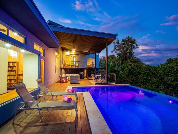 Spacious 5 Bedroom Villa in Manuel Antonio