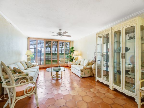 Longboat Key Home 1009872