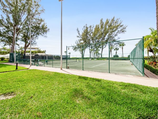 Longboat Key Home 1009872