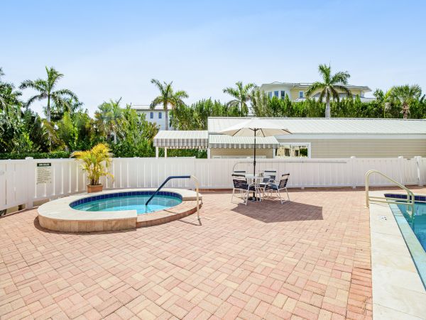 Longboat Key Home 1009872