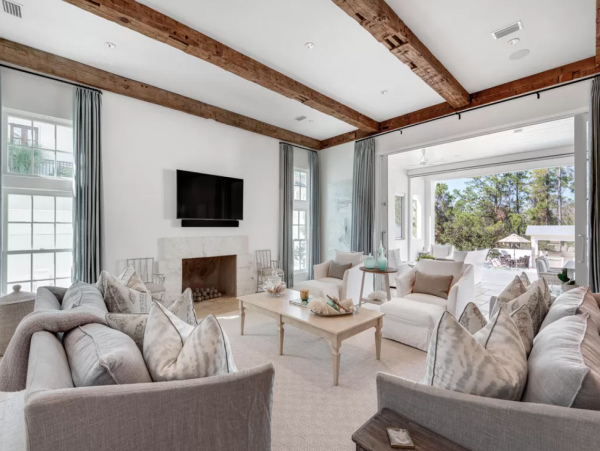 Gorgeous 5 Bedroom Vacation Pool Home in Rosemary Beach