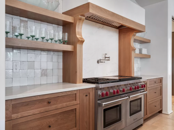 Gorgeous 5 Bedroom Vacation Pool Home in Rosemary Beach