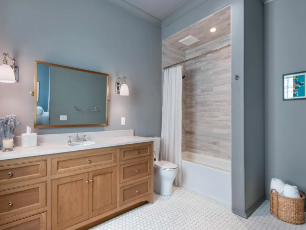 Gorgeous 5 Bedroom Vacation Pool Home in Rosemary Beach