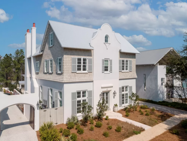 Gorgeous 5 Bedroom Vacation Pool Home in Rosemary Beach