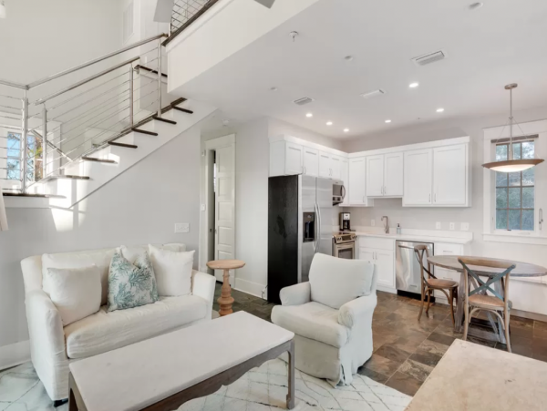 Gorgeous 5 Bedroom Vacation Pool Home in Rosemary Beach