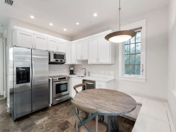 Gorgeous 5 Bedroom Vacation Pool Home in Rosemary Beach