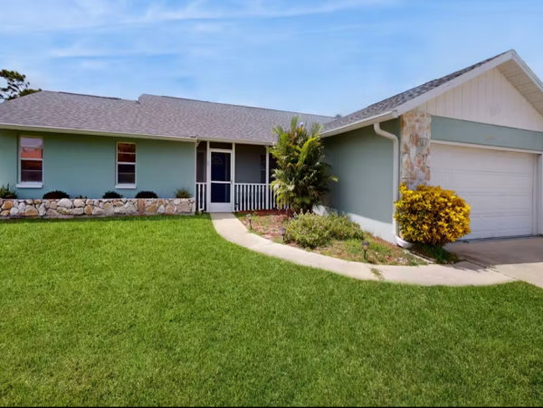 Quiet Getaway in a Prime Location! 3 Bed/2 Bath Home with Pool