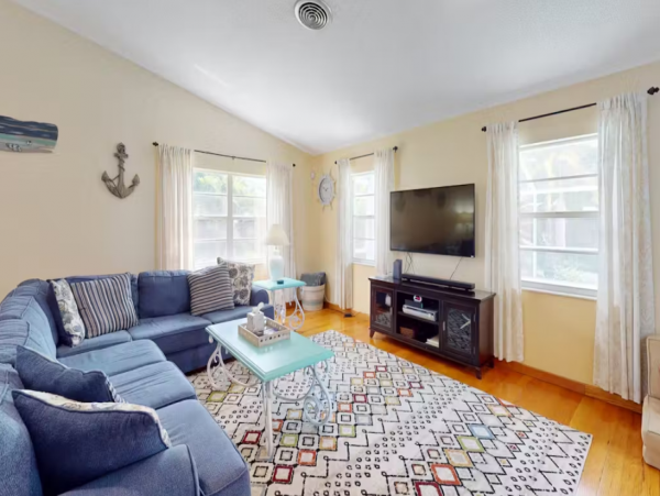Quiet Getaway in a Prime Location! 3 Bed/2 Bath Home with Pool