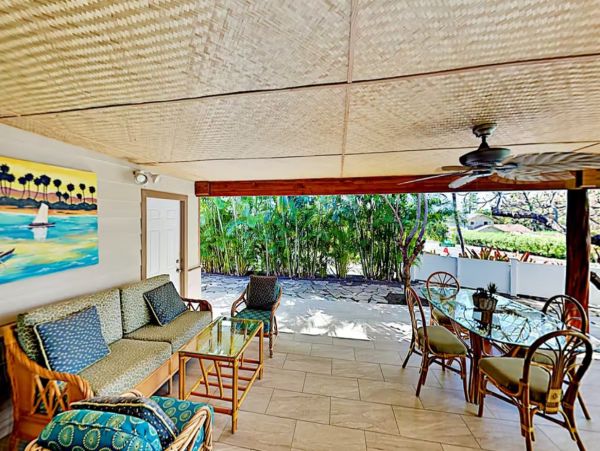 Kailua-Kona 5 Bedroom Vacation Home with Private Hot Tub