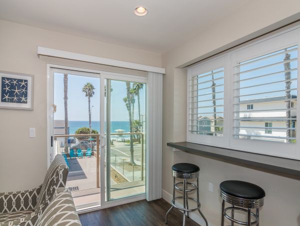Oceanside Vacation Home Eleven Bedrooms Sleeps 36 Guests