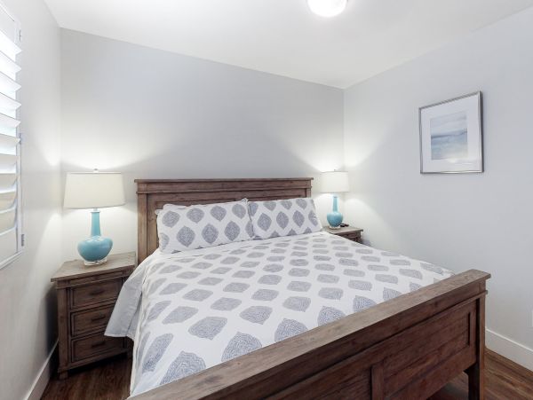 Oceanside Vacation Home Eleven Bedrooms Sleeps 36 Guests