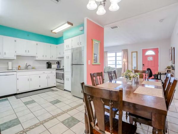 Venice Value Three Bedroom Vacation Rental with Private Pool