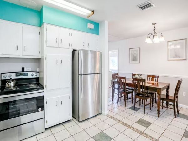 Venice Value Three Bedroom Vacation Rental with Private Pool