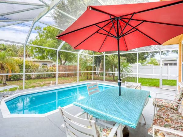 Venice Value Three Bedroom Vacation Rental with Private Pool