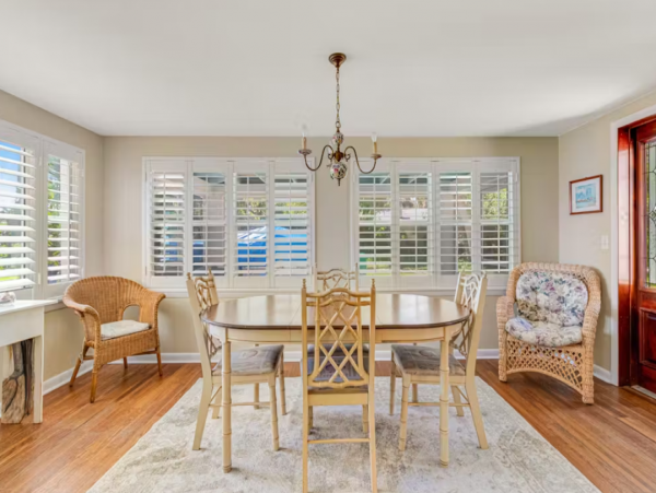 Bayfront Perfect Vacation Getaway with 2 Bedrooms