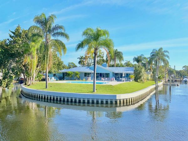 Canal-Front Vacation Rental in Sarasota with Pool & Dock