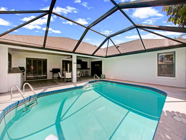 Bonita Springs Home 1009909