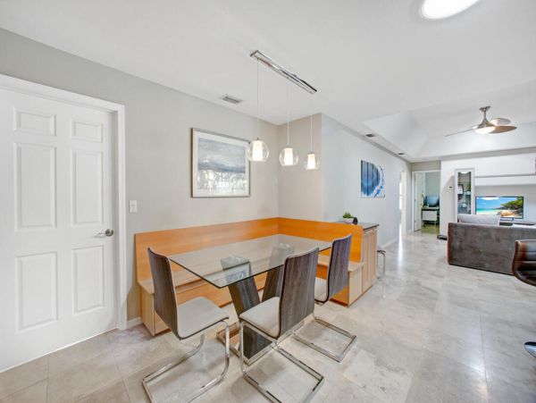 Bonita Springs Home 1009909