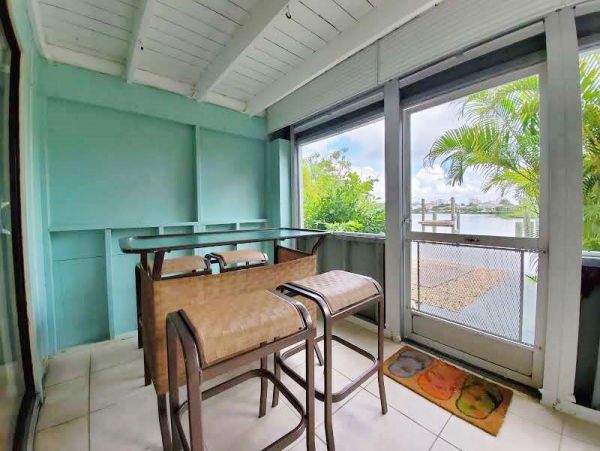 Bonita Springs Home 1009911