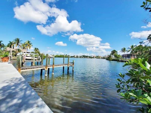 Bonita Springs Home 1009911