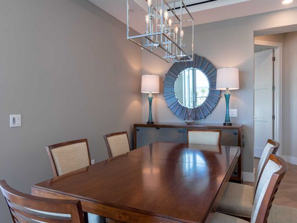 Luxury Condo with Partial Ocean view for 10 guests