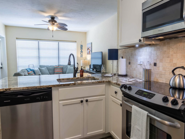 Siesta Key Darling Cottage Walk to Beach