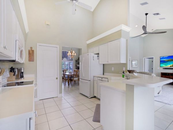 Four Bedroom Home Canal views Sleeps 8