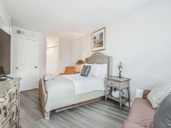 Marco Island Condo 1009924